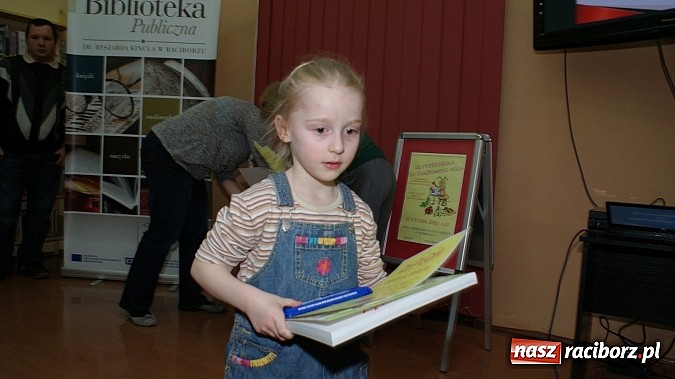 Zdjęcie w galerii na portalu naszraciborz.pl: Od przedszkola do książkowego mola – wyniki bibliotecznego konkursu  wiadomości z regionu