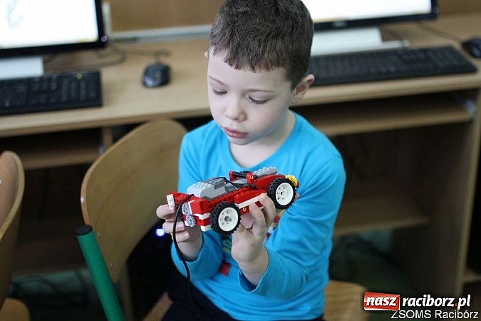 Zdjęcie w galerii na portalu naszraciborz.pl: Zimowe Warsztaty dla przedszkolaków w ZSOMS  wiadomości z regionu