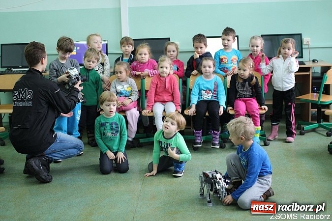 Zdjęcie w galerii na portalu naszraciborz.pl: Zimowe Warsztaty dla przedszkolaków w ZSOMS  wiadomości z regionu