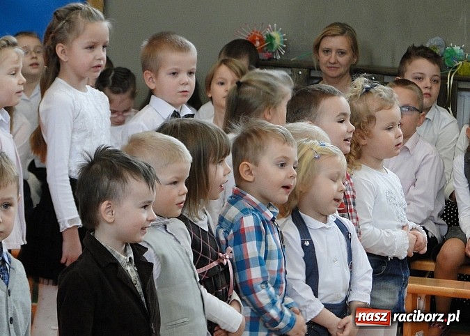 Zdjęcie w galerii na portalu naszraciborz.pl: Dzieci z Górek Śląskich dla babć i dziadków   wiadomości z regionu