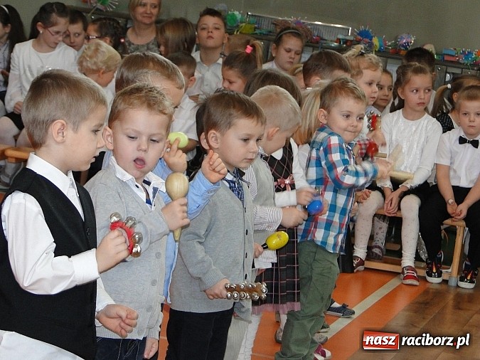 Zdjęcie w galerii na portalu naszraciborz.pl: Dzieci z Górek Śląskich dla babć i dziadków   wiadomości z regionu
