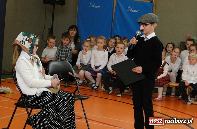 Zdjęcie w galerii na portalu naszraciborz.pl: Dzieci z Górek Śląskich dla babć i dziadków   wiadomości z regionu