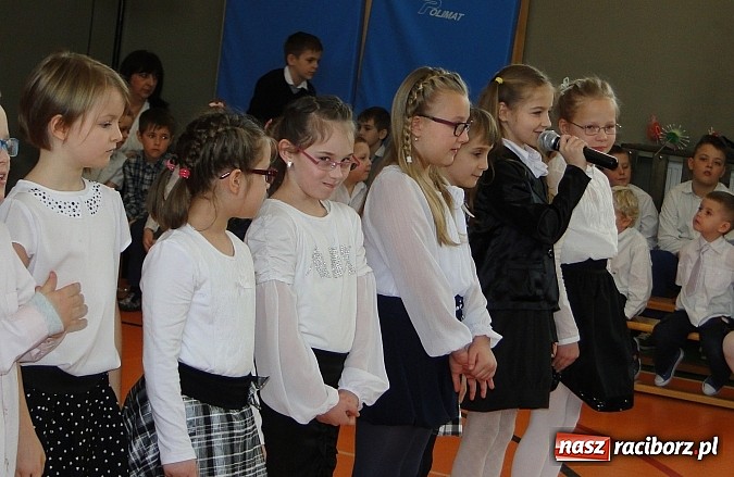 Zdjęcie w galerii na portalu naszraciborz.pl: Dzieci z Górek Śląskich dla babć i dziadków   wiadomości z regionu