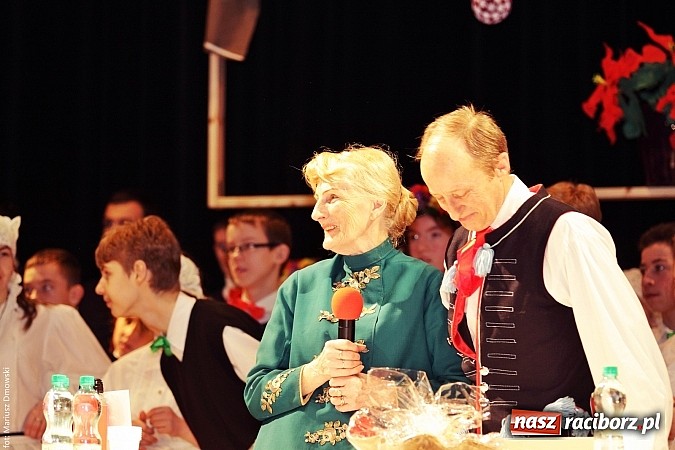 Zdjęcie w galerii na portalu naszraciborz.pl: U starzyk&oacute;w fajrowanie i kolęd wspominanie wiadomości z regionu