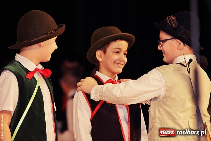 Zdjęcie w galerii na portalu naszraciborz.pl: U starzyk&oacute;w fajrowanie i kolęd wspominanie wiadomości z regionu