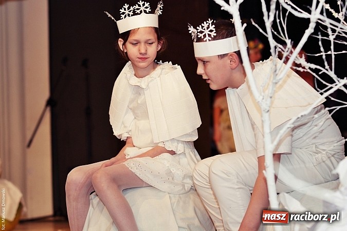 Zdjęcie w galerii na portalu naszraciborz.pl: U starzyk&oacute;w fajrowanie i kolęd wspominanie wiadomości z regionu