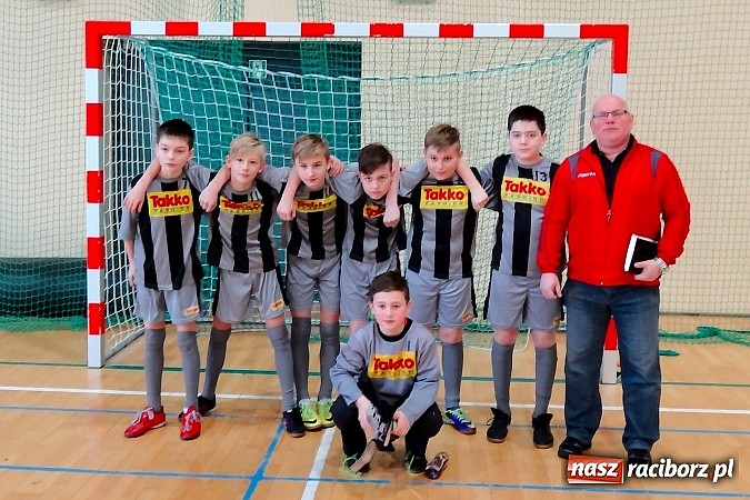 Zdjęcie w galerii na portalu naszraciborz.pl: Powiatowy turniej piłki nożnej. Krowiarki zwycięskie, Nędza druga wiadomości z regionu