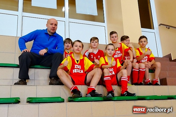 Zdjęcie w galerii na portalu naszraciborz.pl: Powiatowy turniej piłki nożnej. Krowiarki zwycięskie, Nędza druga wiadomości z regionu