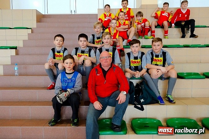 Zdjęcie w galerii na portalu naszraciborz.pl: Powiatowy turniej piłki nożnej. Krowiarki zwycięskie, Nędza druga wiadomości z regionu