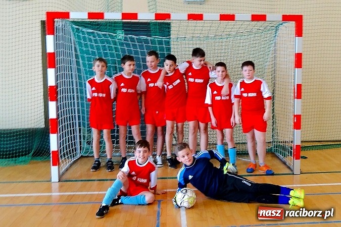 Zdjęcie w galerii na portalu naszraciborz.pl: Powiatowy turniej piłki nożnej. Krowiarki zwycięskie, Nędza druga wiadomości z regionu