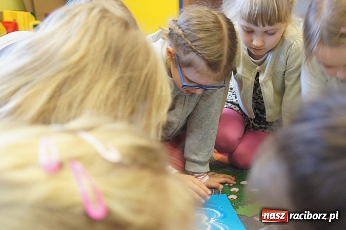 Zdjęcie w galerii na portalu naszraciborz.pl: W Przedszkolu w Nędzy jak na ASP wiadomości z regionu