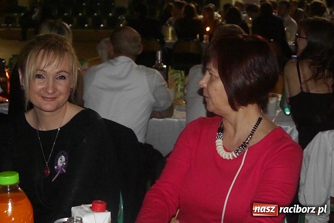 Zdjęcie w galerii na portalu naszraciborz.pl: Zabawa jak w Rio, bażant jak żywy – karnawał w rudzkiej szkole! wiadomości z regionu