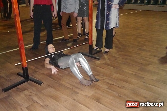 Zdjęcie w galerii na portalu naszraciborz.pl: Zabawa jak w Rio, bażant jak żywy – karnawał w rudzkiej szkole! wiadomości z regionu