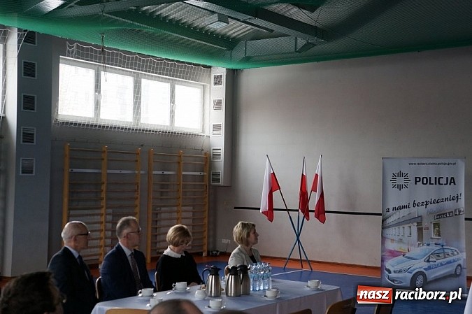 Zdjęcie w galerii na portalu naszraciborz.pl: Narada roczna w raciborskim garnizonie policji wiadomości z regionu
