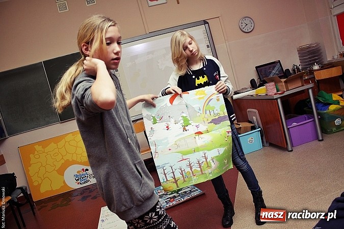 Zdjęcie w galerii na portalu naszraciborz.pl: Deutsch-Wagen-Tour, czyli zabawa po niemiecku w szkole na Ostrogu wiadomości z regionu