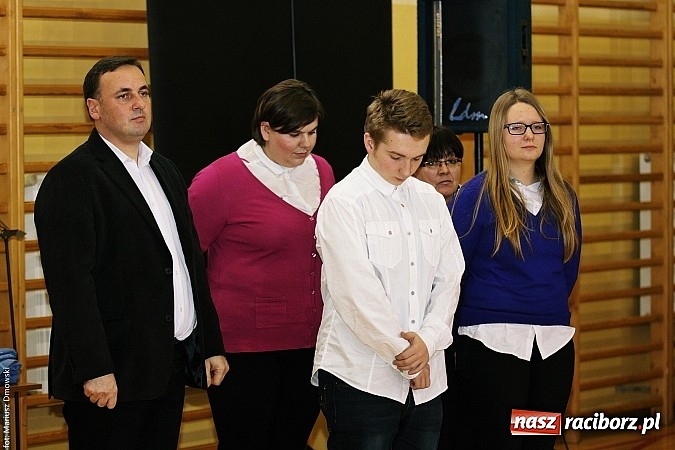 Zdjęcie w galerii na portalu naszraciborz.pl: II LO świętowało Dzień Patrona Szkoły wiadomości z regionu