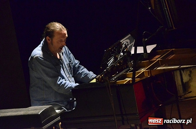 Zdjęcie w galerii na portalu naszraciborz.pl: Fantastyczny CREE zagrał w Raciborskim Centrum Kultury  wiadomości z regionu