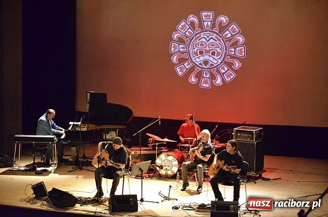 Zdjęcie w galerii na portalu naszraciborz.pl: Fantastyczny CREE zagrał w Raciborskim Centrum Kultury  wiadomości z regionu