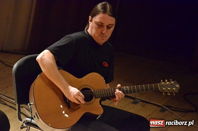 Zdjęcie w galerii na portalu naszraciborz.pl: Fantastyczny CREE zagrał w Raciborskim Centrum Kultury  wiadomości z regionu