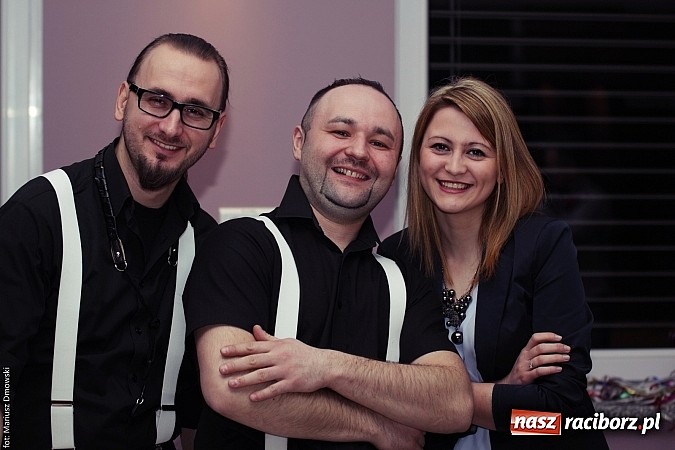 Zdjęcie w galerii na portalu naszraciborz.pl: Pięć klas Ekonomika bawi się w Zakrzowie wiadomości z regionu