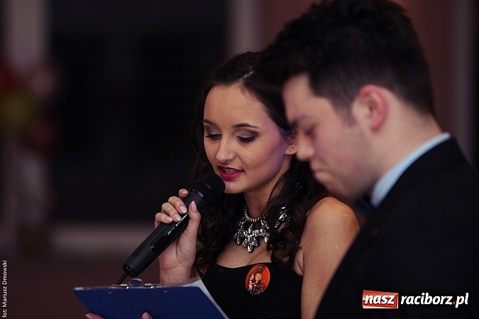 Zdjęcie w galerii na portalu naszraciborz.pl: Pięć klas Ekonomika bawi się w Zakrzowie wiadomości z regionu