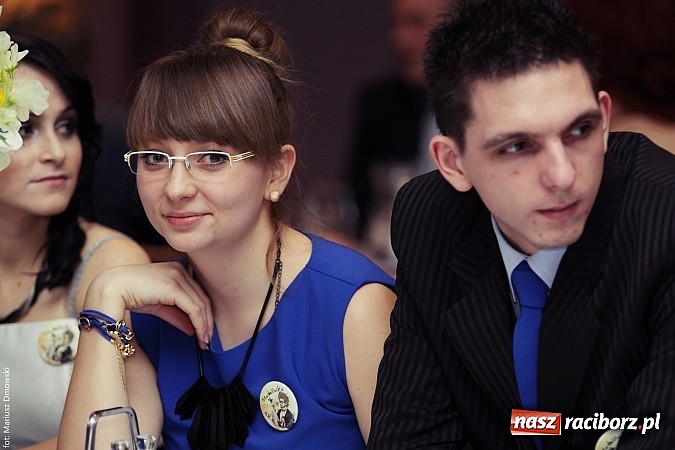 Zdjęcie w galerii na portalu naszraciborz.pl: Pięć klas Ekonomika bawi się w Zakrzowie wiadomości z regionu