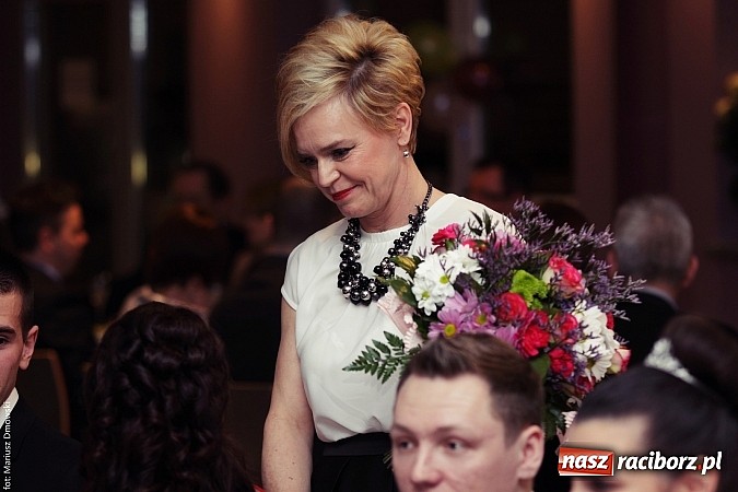 Zdjęcie w galerii na portalu naszraciborz.pl: Pięć klas Ekonomika bawi się w Zakrzowie wiadomości z regionu