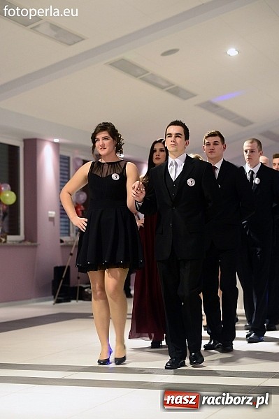 Zdjęcie w galerii na portalu naszraciborz.pl: Szampańska zabawa Ekonomika w Zakrzowie wiadomości z regionu