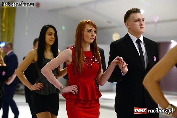 Zdjęcie w galerii na portalu naszraciborz.pl: Szampańska zabawa Ekonomika w Zakrzowie wiadomości z regionu