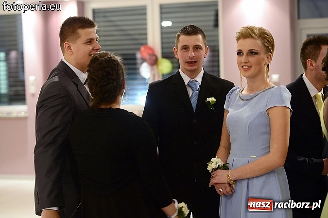 Zdjęcie w galerii na portalu naszraciborz.pl: Szampańska zabawa Ekonomika w Zakrzowie wiadomości z regionu