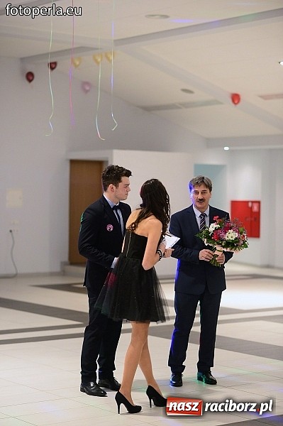 Zdjęcie w galerii na portalu naszraciborz.pl: Szampańska zabawa Ekonomika w Zakrzowie wiadomości z regionu