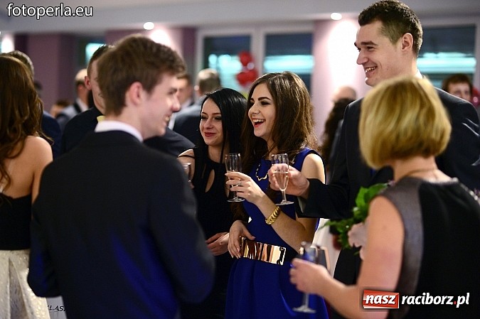 Zdjęcie w galerii na portalu naszraciborz.pl: Szampańska zabawa Ekonomika w Zakrzowie wiadomości z regionu