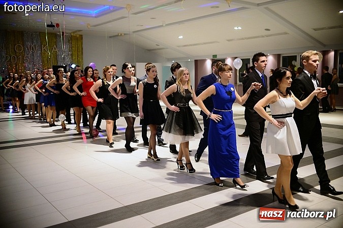 Zdjęcie w galerii na portalu naszraciborz.pl: Szampańska zabawa Ekonomika w Zakrzowie wiadomości z regionu