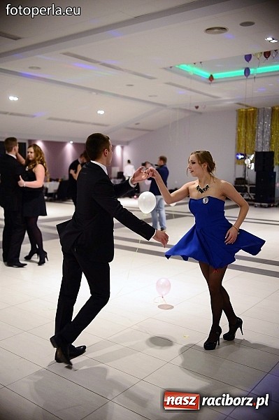 Zdjęcie w galerii na portalu naszraciborz.pl: Szampańska zabawa Ekonomika w Zakrzowie wiadomości z regionu