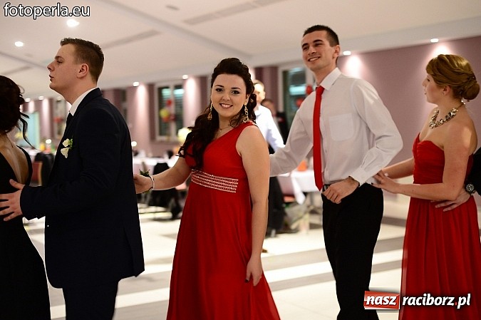 Zdjęcie w galerii na portalu naszraciborz.pl: Szampańska zabawa Ekonomika w Zakrzowie wiadomości z regionu