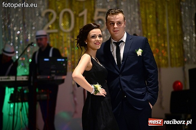 Zdjęcie w galerii na portalu naszraciborz.pl: Szampańska zabawa Ekonomika w Zakrzowie wiadomości z regionu