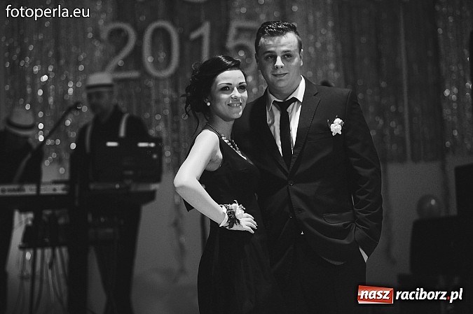 Zdjęcie w galerii na portalu naszraciborz.pl: Szampańska zabawa Ekonomika w Zakrzowie wiadomości z regionu