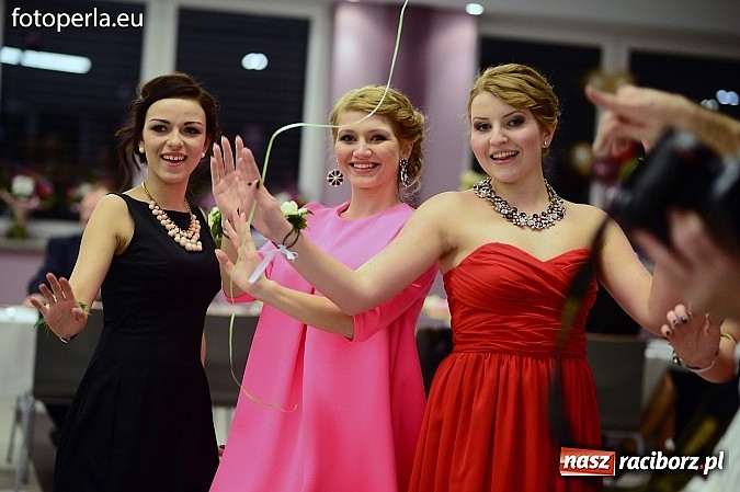 Zdjęcie w galerii na portalu naszraciborz.pl: Szampańska zabawa Ekonomika w Zakrzowie wiadomości z regionu