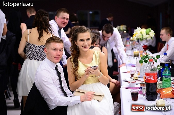 Zdjęcie w galerii na portalu naszraciborz.pl: Szampańska zabawa Ekonomika w Zakrzowie wiadomości z regionu