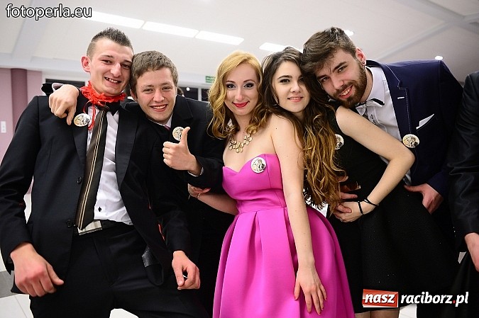 Zdjęcie w galerii na portalu naszraciborz.pl: Szampańska zabawa Ekonomika w Zakrzowie wiadomości z regionu