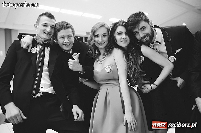 Zdjęcie w galerii na portalu naszraciborz.pl: Szampańska zabawa Ekonomika w Zakrzowie wiadomości z regionu