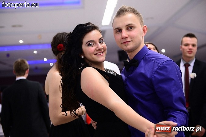 Zdjęcie w galerii na portalu naszraciborz.pl: Szampańska zabawa Ekonomika w Zakrzowie wiadomości z regionu