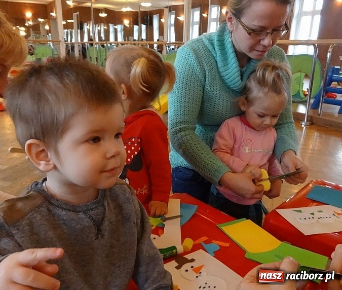 Zdjęcie w galerii na portalu naszraciborz.pl: Zima nie musi być smutna. Jak Fiku-miku bawi się w RCK wiadomości z regionu