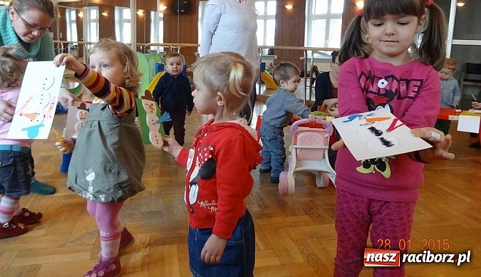 Zdjęcie w galerii na portalu naszraciborz.pl: Zima nie musi być smutna. Jak Fiku-miku bawi się w RCK wiadomości z regionu