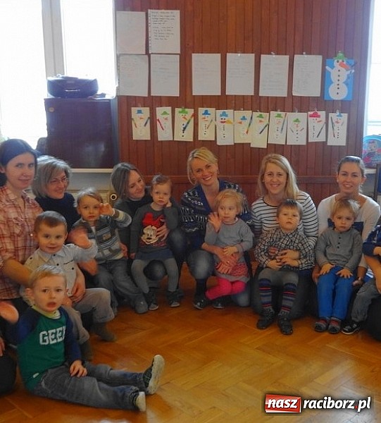 Zdjęcie w galerii na portalu naszraciborz.pl: Zima nie musi być smutna. Jak Fiku-miku bawi się w RCK wiadomości z regionu