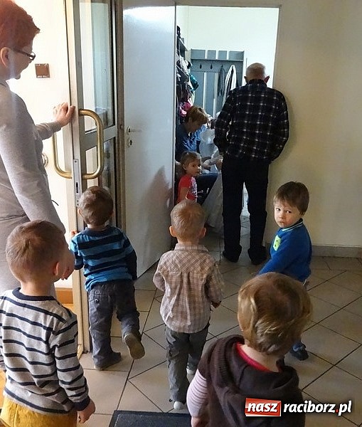 Zdjęcie w galerii na portalu naszraciborz.pl: Zima nie musi być smutna. Jak Fiku-miku bawi się w RCK wiadomości z regionu