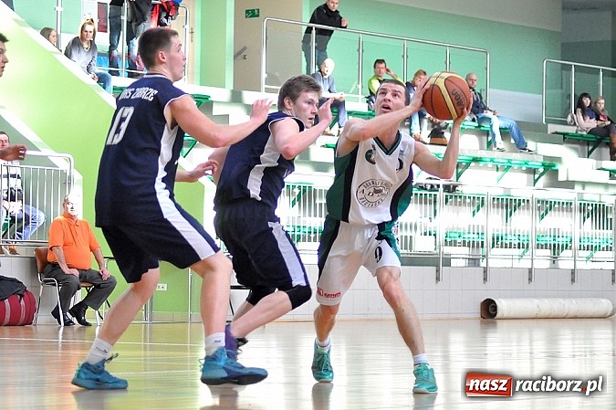 Zdjęcie w galerii na portalu naszraciborz.pl: Koszykówka. Pewna wygrana raciborzan z MKS Zabrze wiadomości z regionu