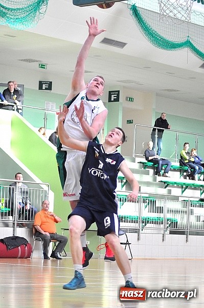 Zdjęcie w galerii na portalu naszraciborz.pl: Koszykówka. Pewna wygrana raciborzan z MKS Zabrze wiadomości z regionu