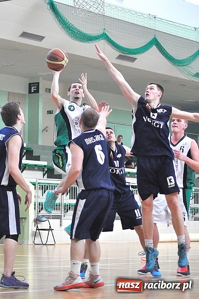 Zdjęcie w galerii na portalu naszraciborz.pl: Koszykówka. Pewna wygrana raciborzan z MKS Zabrze wiadomości z regionu
