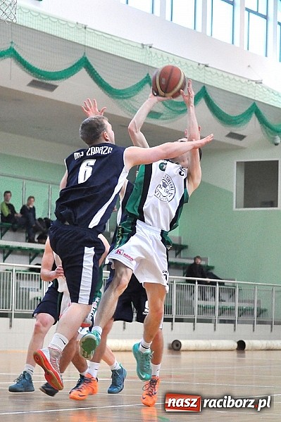 Zdjęcie w galerii na portalu naszraciborz.pl: Koszykówka. Pewna wygrana raciborzan z MKS Zabrze wiadomości z regionu